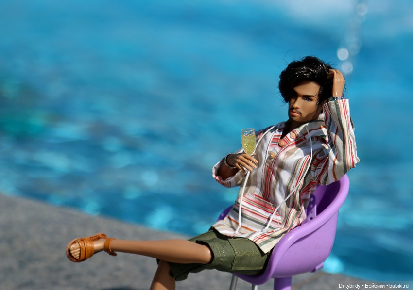 На заслуженный отдых. Странные каникулы Эммануэля Перрена | Бэйбики На заслуженный отдых. Странные каникулы Эммануэля Перрена (фото 4)