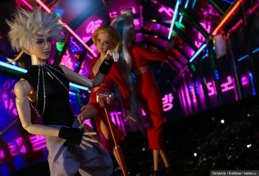 Участник музыкального фестиваля Team KAShi с песней "Blow"