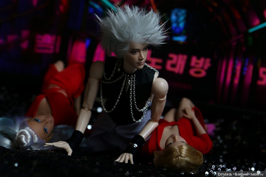 Участник музыкального фестиваля Team KAShi с песней "Blow"