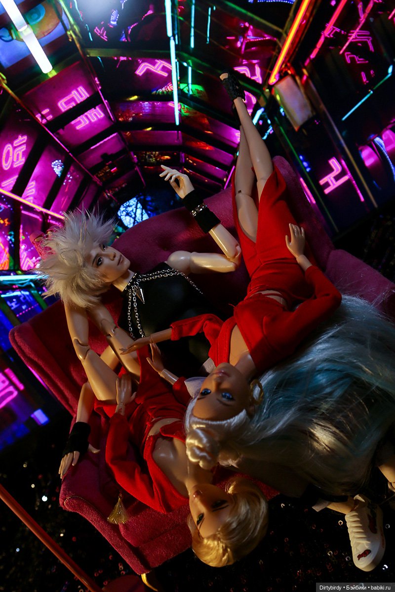 Участник музыкального фестиваля Team KAShi с песней "Blow"