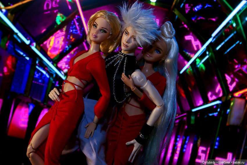 Участник музыкального фестиваля Team KAShi с песней "Blow"