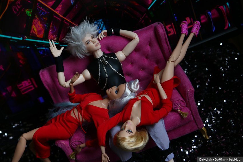 Участник музыкального фестиваля Team KAShi с песней "Blow"