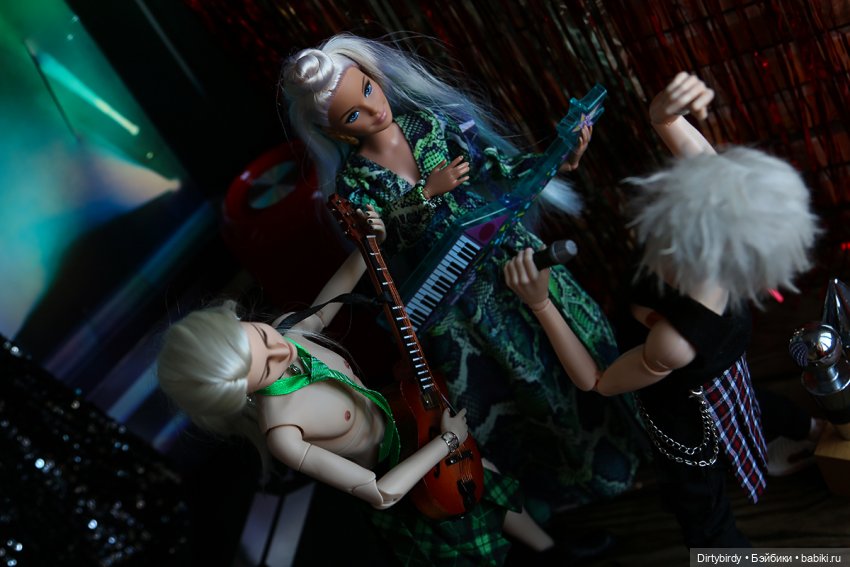 Team KAShi на открытии фестиваля DollCi