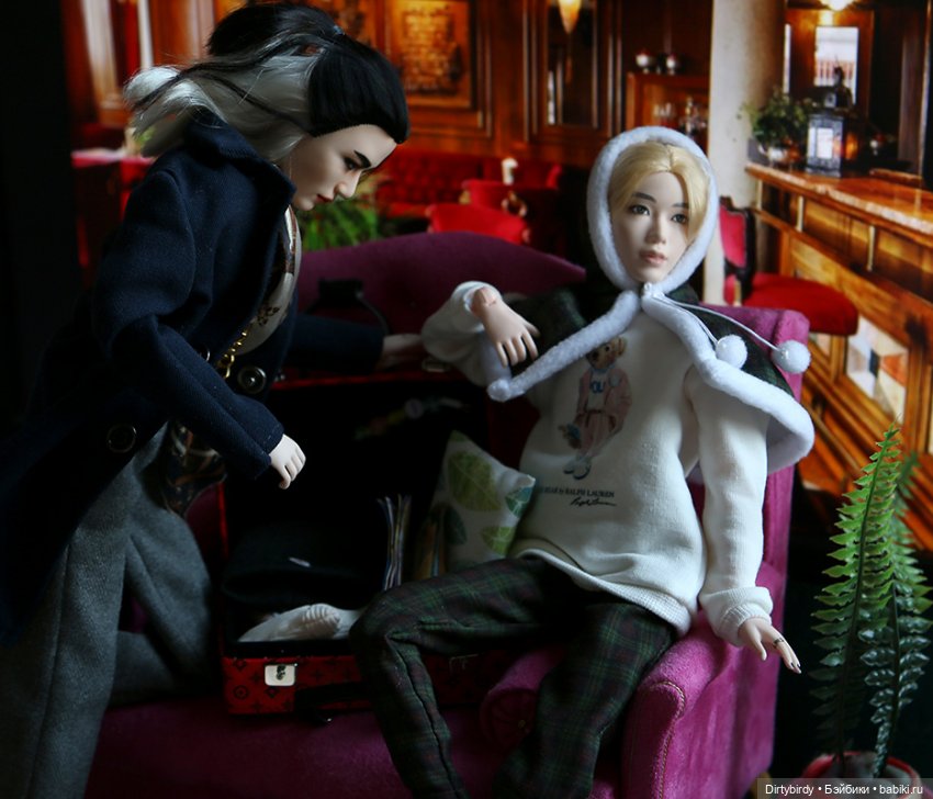 Чемодан номинанта DollCi должен быть заполнен не так🤨 (фото 8)