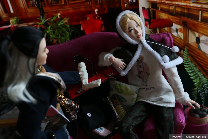 Чемодан номинанта DollCi должен быть заполнен не так🤨 (фото 6)