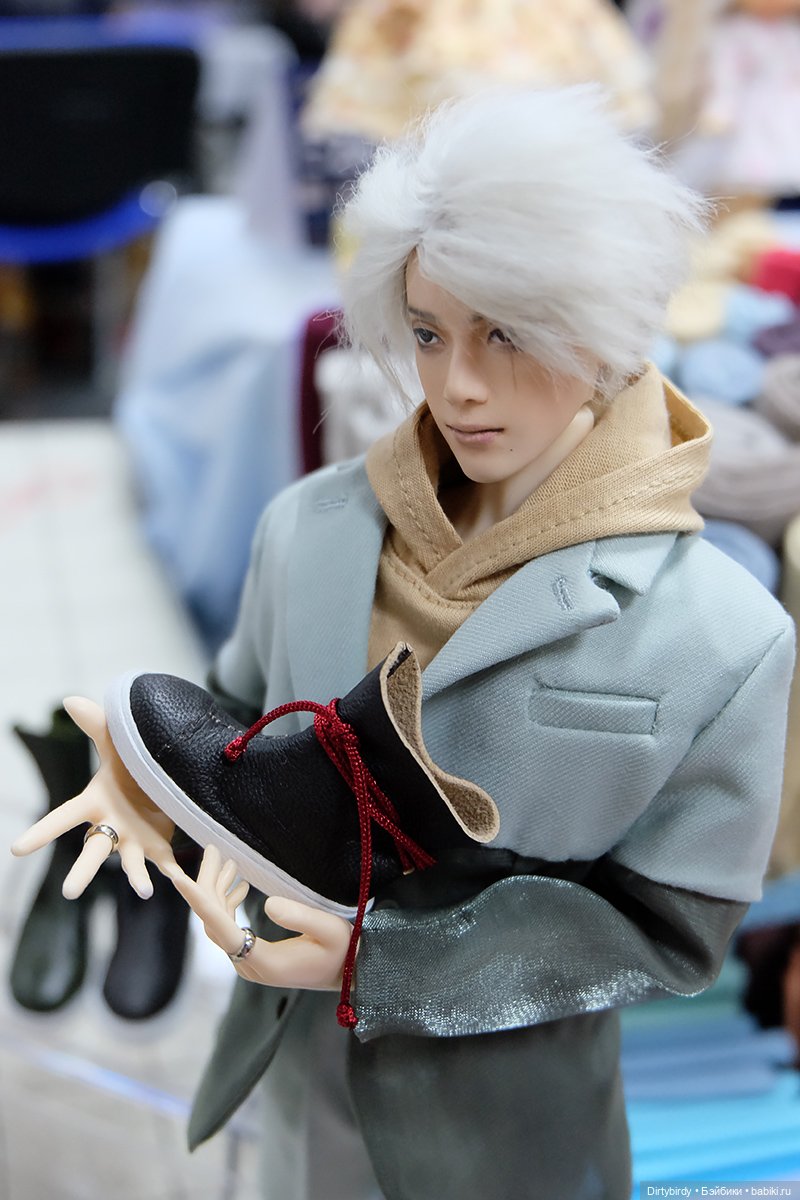 Чем занимаются наши куклы пока мы ходим по Доллскар (фото 2)