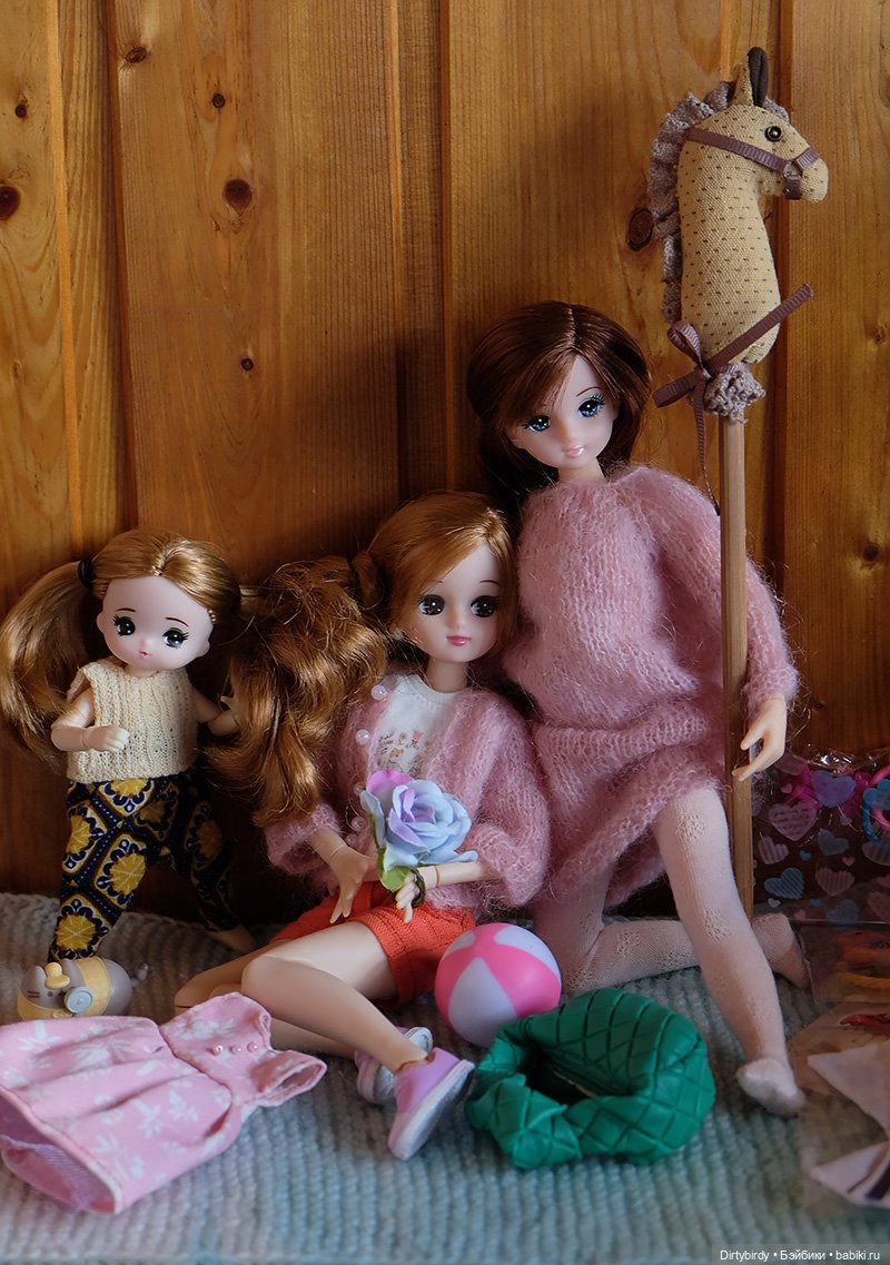 Ликка, Мари и Мими разбирают подарки с Доллскара (фото 5)