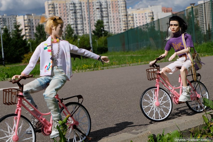 Колеса крутятся, колеса вертятся