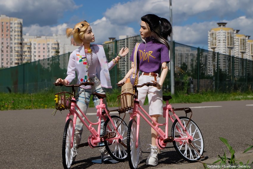 Колеса крутятся, колеса вертятся