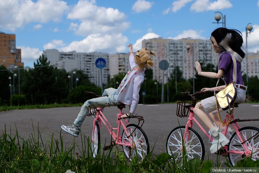 Колеса крутятся, колеса вертятся