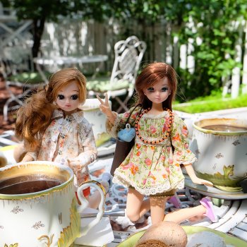 Чаепитие Ким Мари и Ликки в Коломне