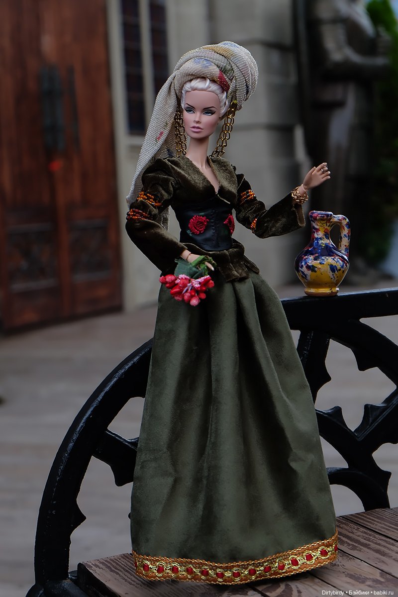 От королевы герцогине приглашенье на... Ландсхут '24