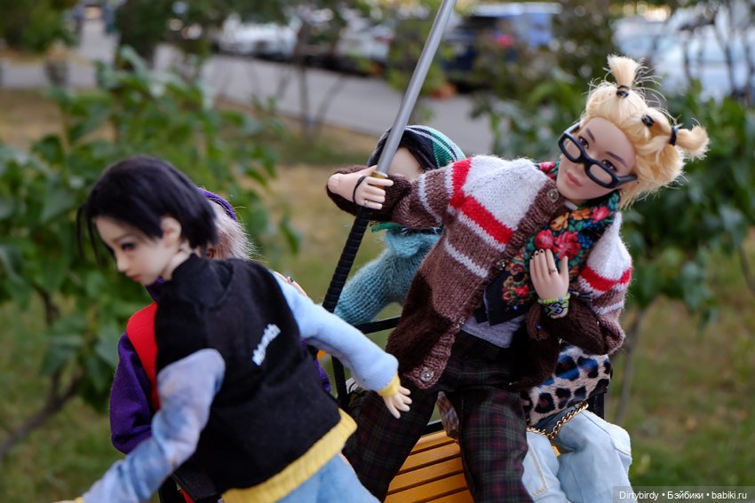 У подъезда — Куклы и тела Obitsu (Обитсу): 1/6