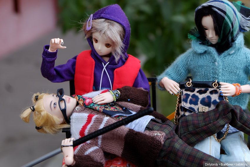 У подъезда — Куклы и тела Obitsu (Обитсу): 1/6