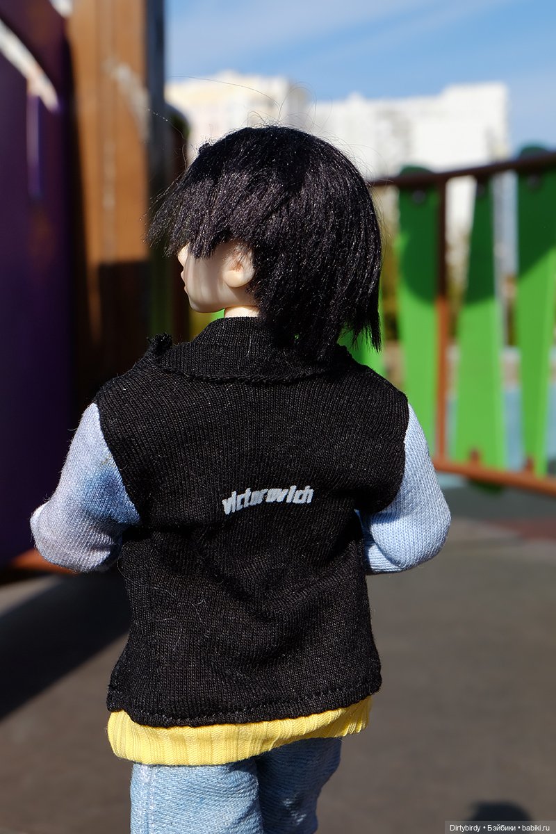 У подъезда — Куклы и тела Obitsu (Обитсу): 1/6 (фото 7)