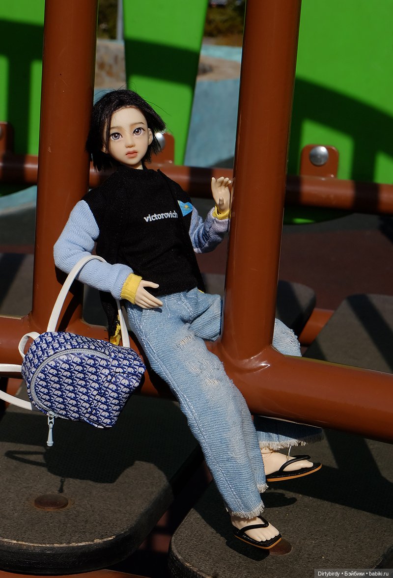 У подъезда — Куклы и тела Obitsu (Обитсу): 1/6 (фото 4)