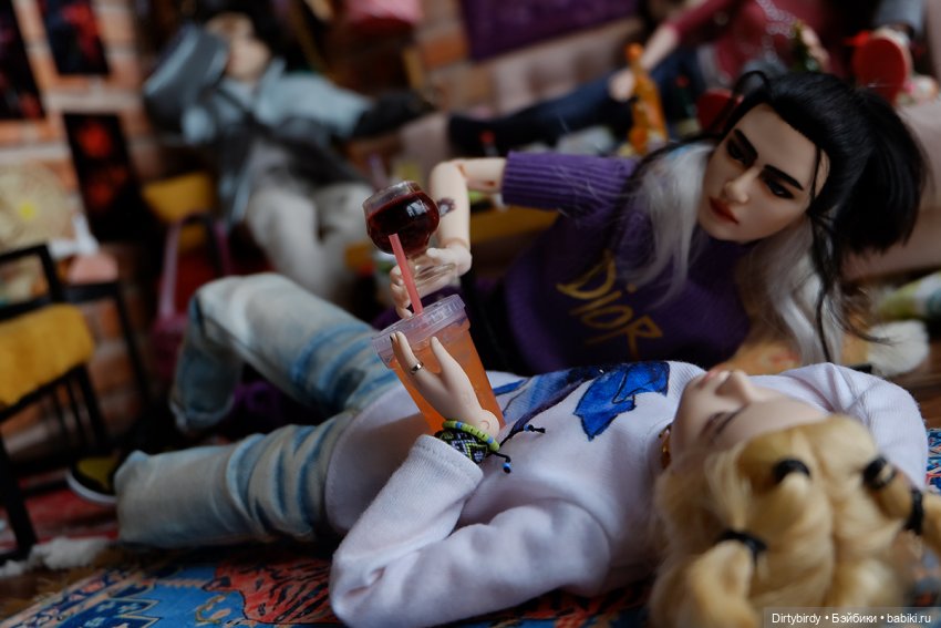 Мы к вам по обмену. Часть 3. Однажды в общаге