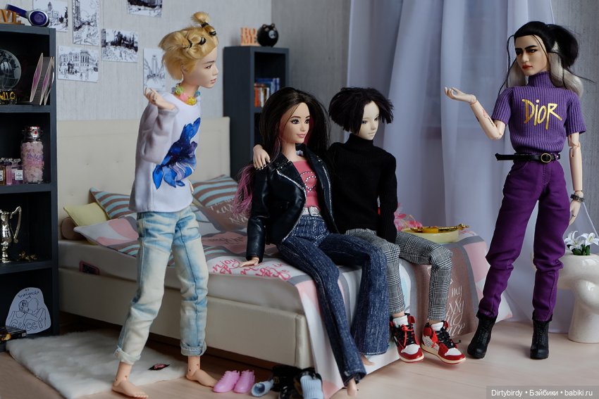 Мы к вам по обмену. Часть 3. Однажды в общаге