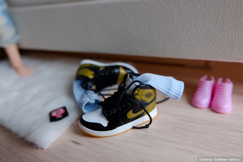 Мы к вам по обмену. Часть 3. Однажды в общаге