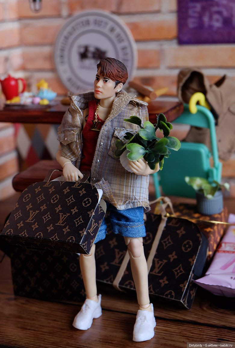 Явление Джексона Вана народу. Мой новый формат 1:12💫 (фото 3)