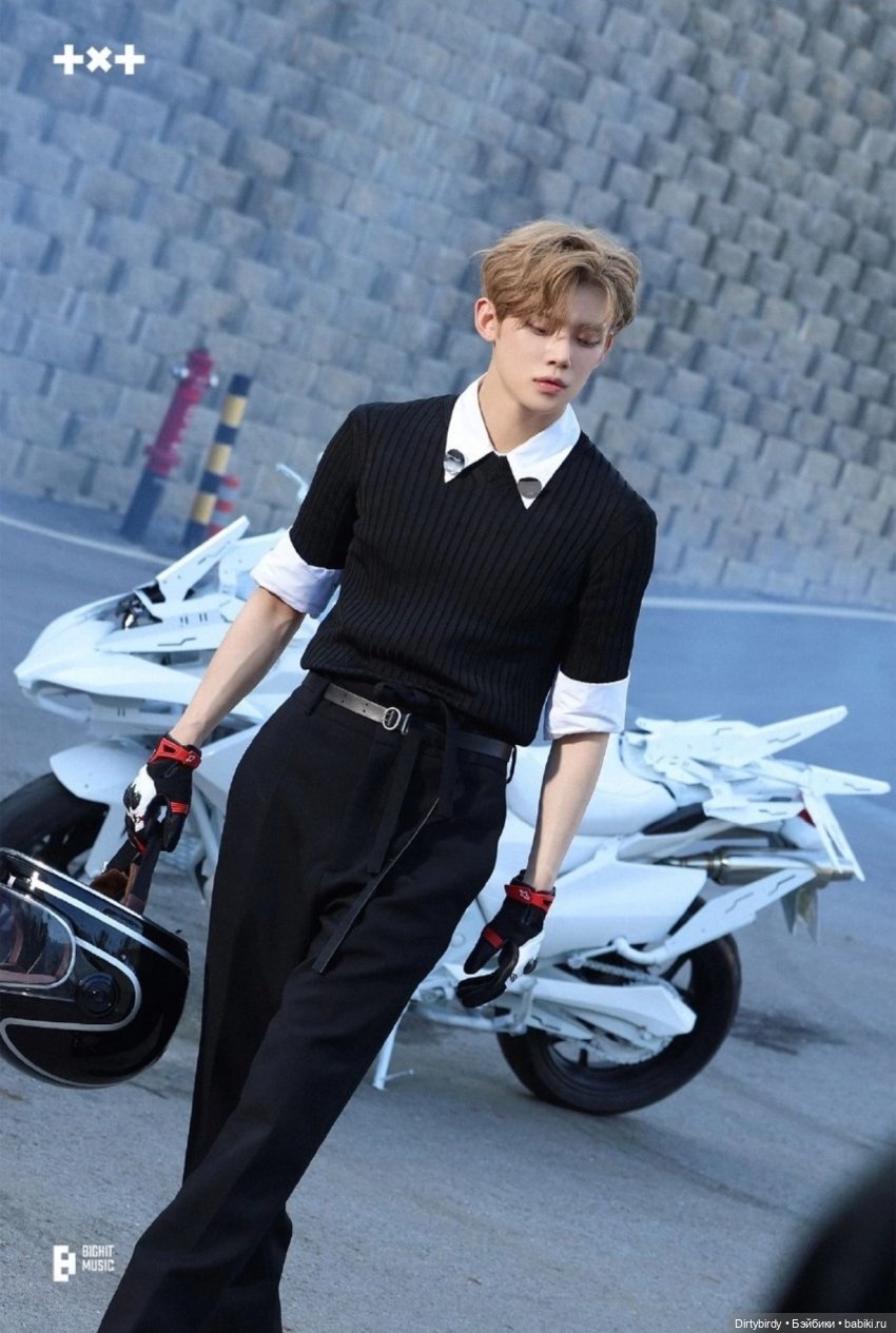 Мото-фотосессия Каси Хатаке