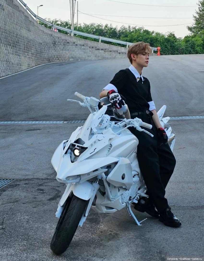 Мото-фотосессия Каси Хатаке