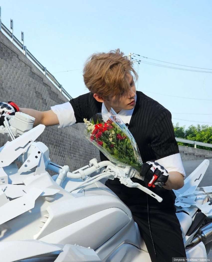 Мото-фотосессия Каси Хатаке (фото 7)