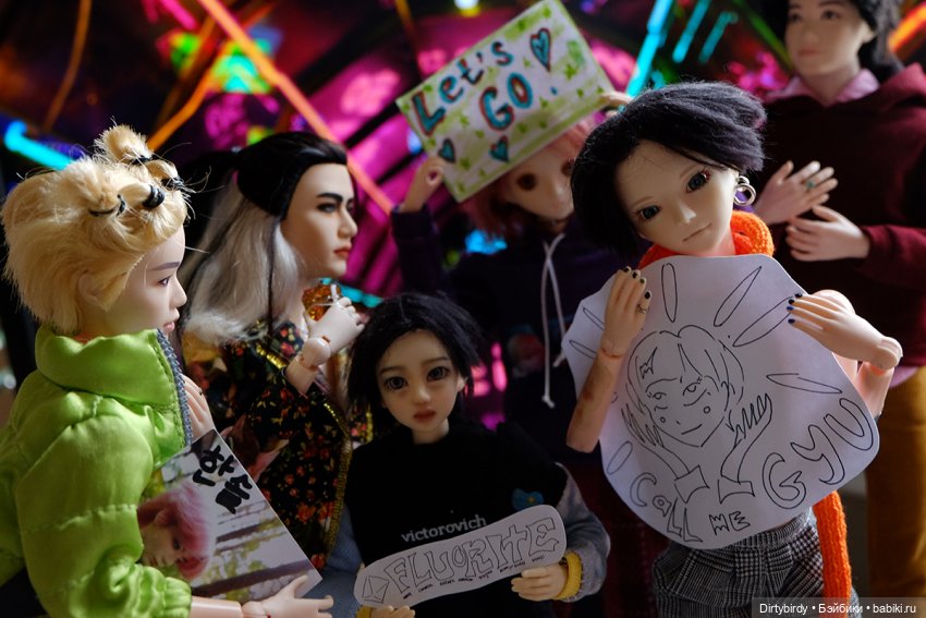 Папарацци фотки с Музфеста 2024