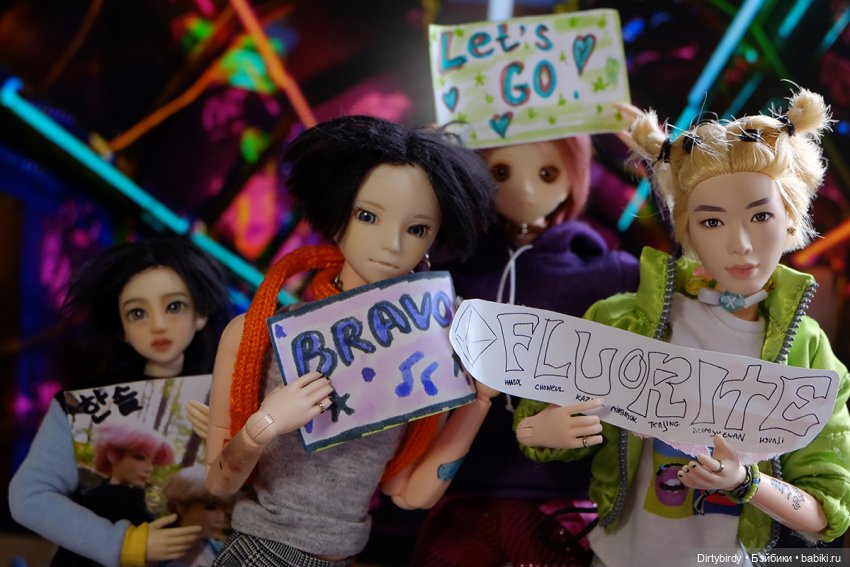 Папарацци фотки с Музфеста 2024