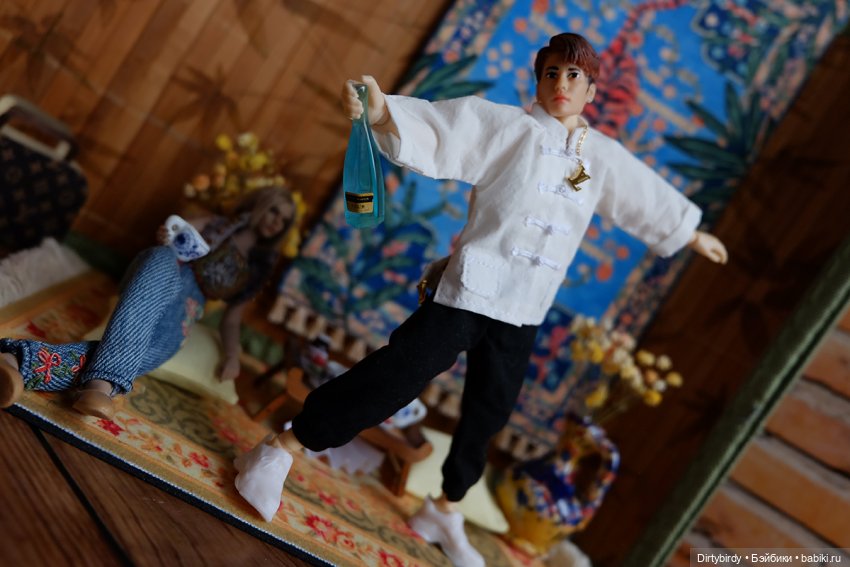 Китайское чаепитие с Джексоном Ваном. Формат 1:12