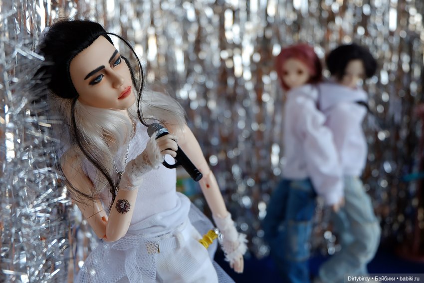 Дискотека 80-х или Виктор Ким исполняет