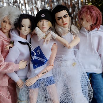 Только не уроните ёлку!