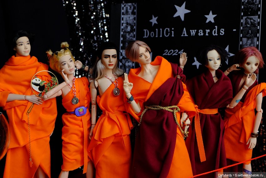 Представители "Общаги придурков" на открытии фестиваля DollCi Awards