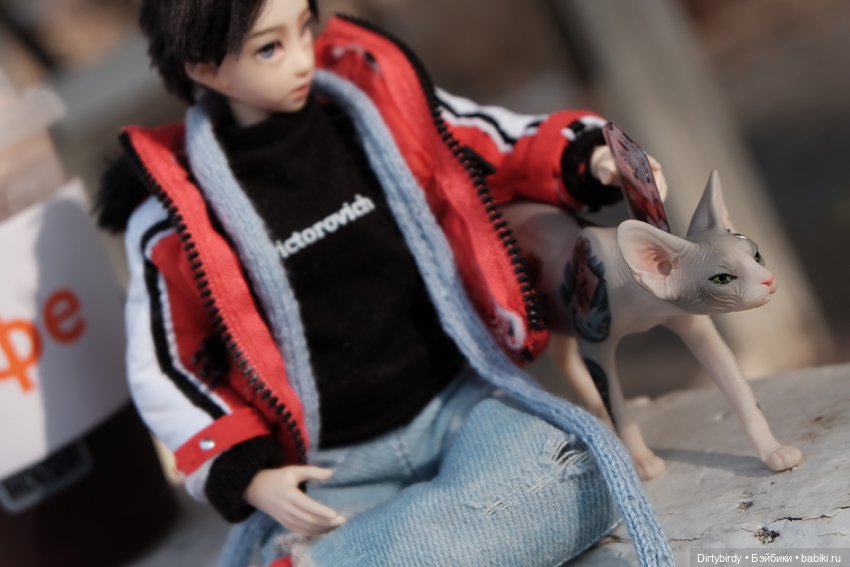 Мартовские котики и вишневый кофе😼🍒☕