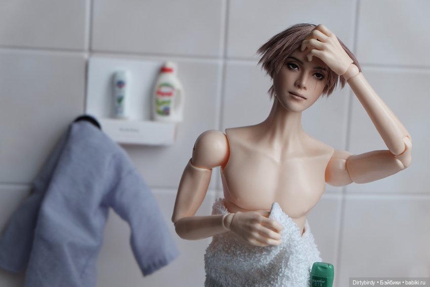 Главное, не забыть сделать вид, что ты смущаешься