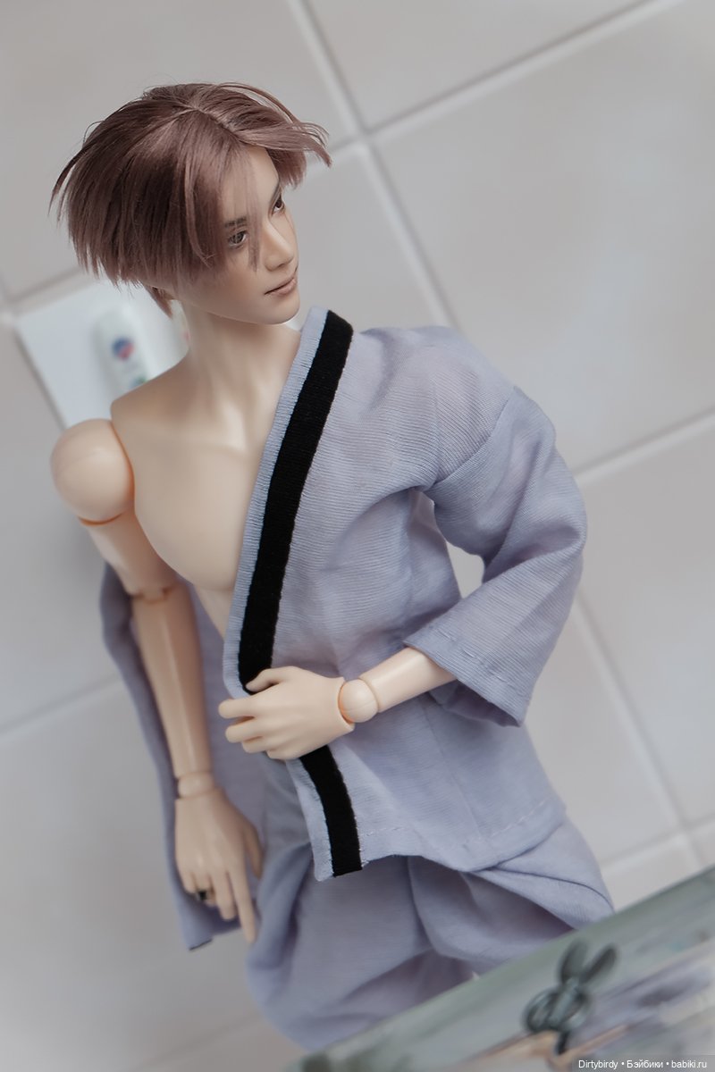 Главное, не забыть сделать вид, что ты смущаешься