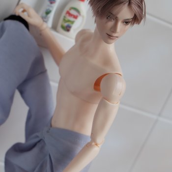 Главное, не забыть сделать вид, что ты смущаешься...