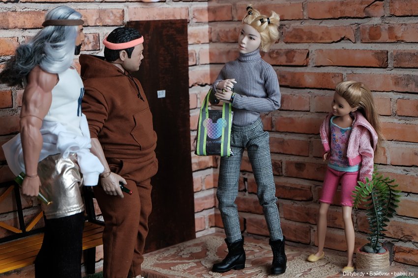 За спорт! Двойная распаковка призов Конкурса двойников Феликса Обитсу