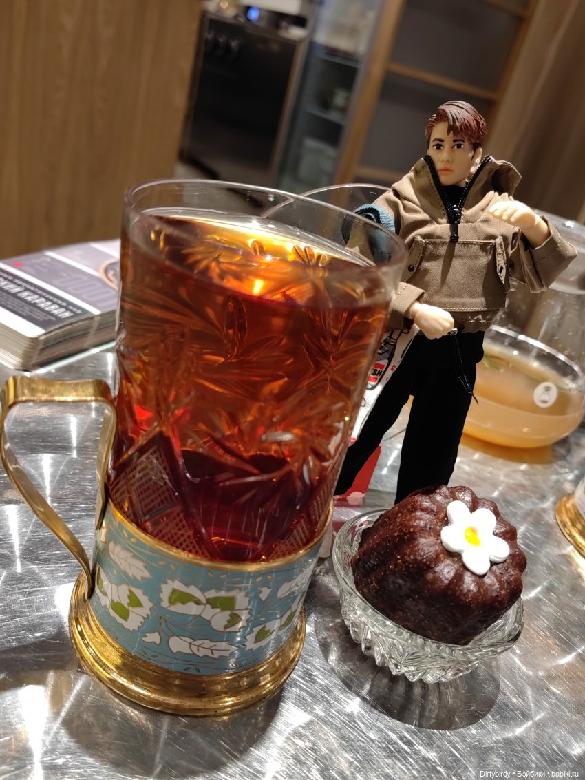 Чаёк, батенька, только чаёк