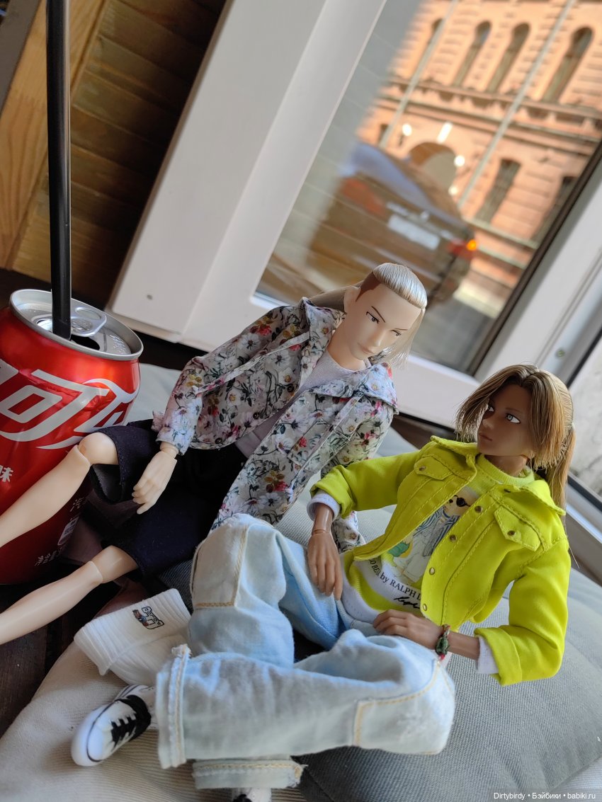 Кофе с молоком ☕🤎🤍🥛~ 7 серия. Поедем в кроссовках кататься