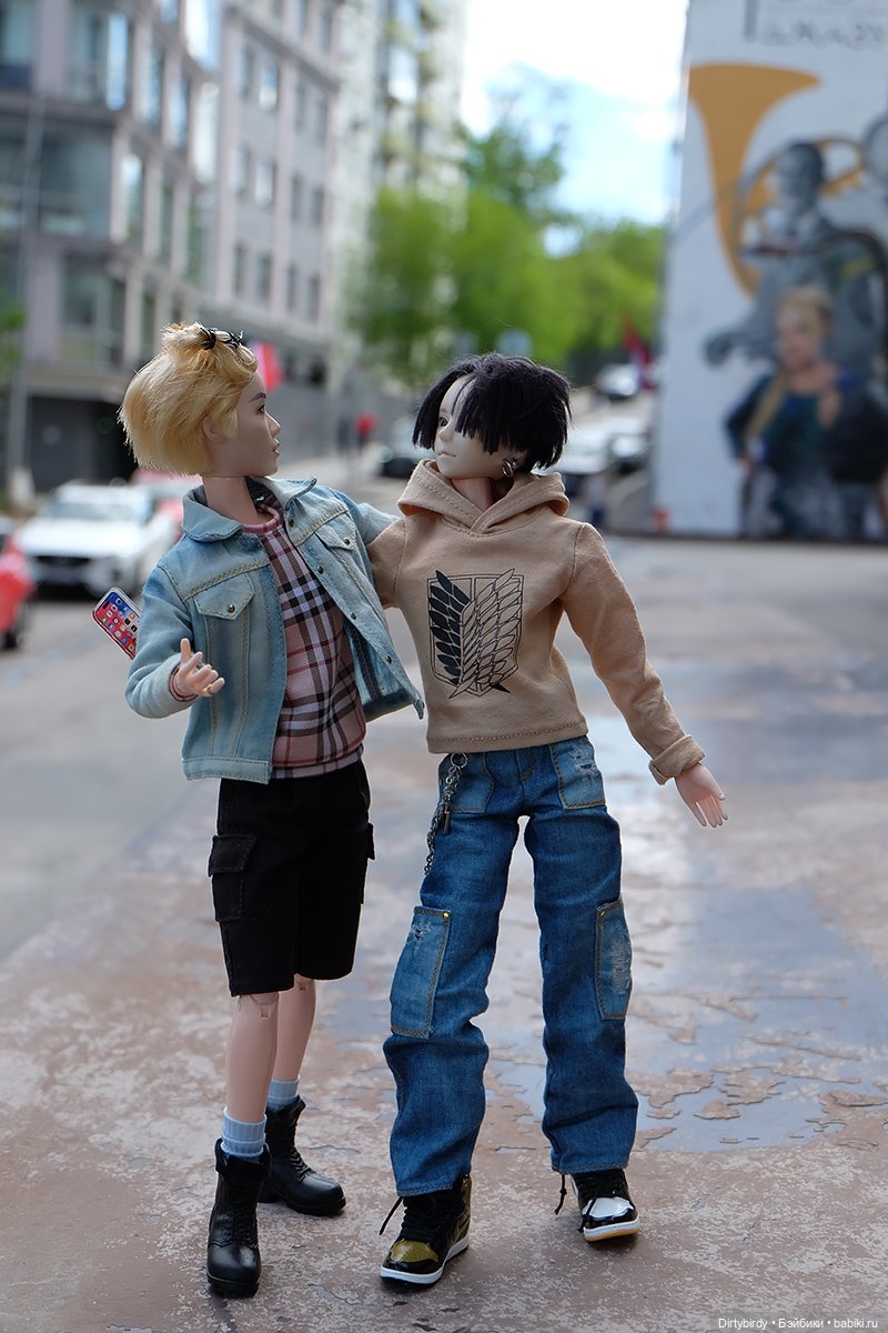 Если нас спросят почему мы дружим и где познакомились