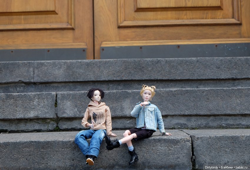 Если нас спросят почему мы дружим и где познакомились