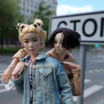 Если нас спросят почему мы дружим и где познакомились