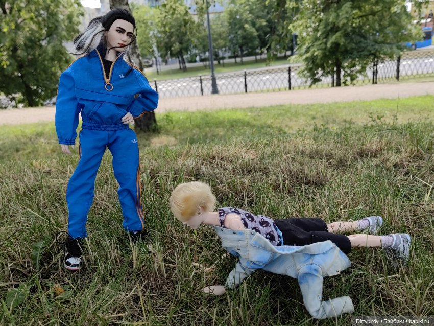 Как Феликс Обитсу всё уронил😼😸 (фото 7)