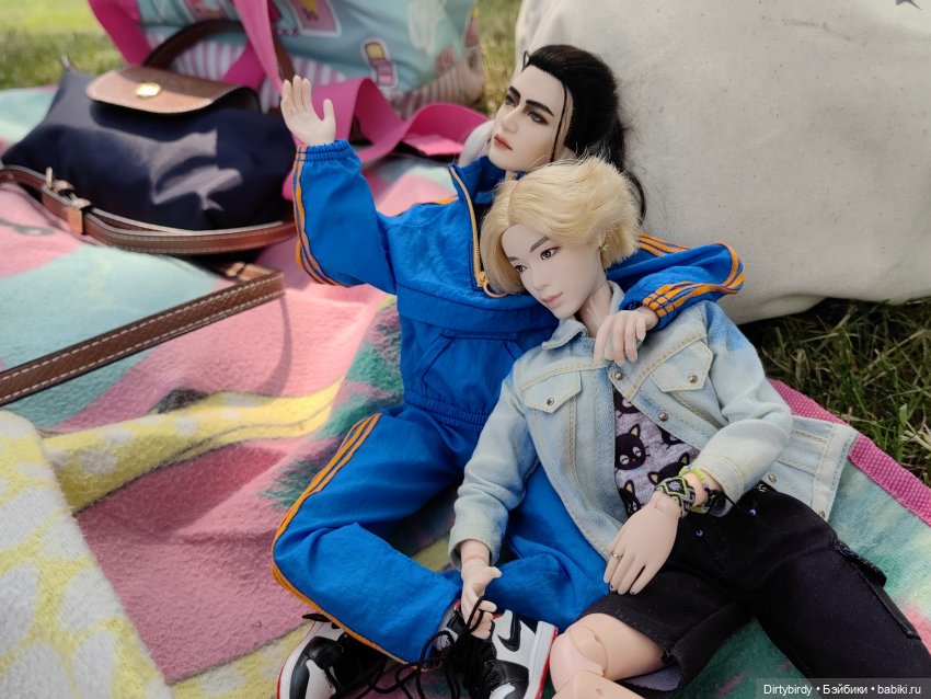 Как Феликс Обитсу всё уронил😼😸 (фото 3)