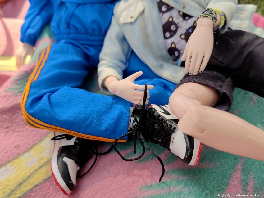 Как Феликс Обитсу всё уронил😼😸 (фото 4)