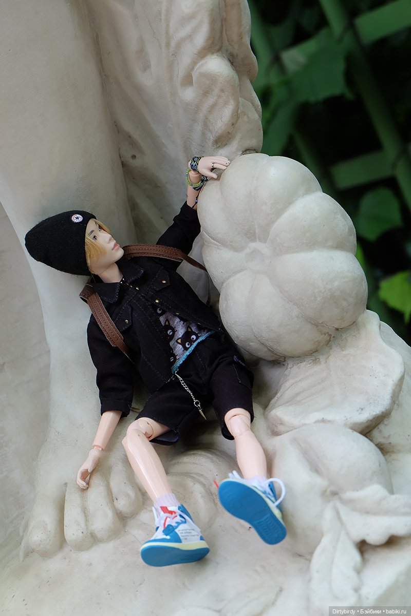 Придурства в Летнем саду или из этого угря суши не сделаешь