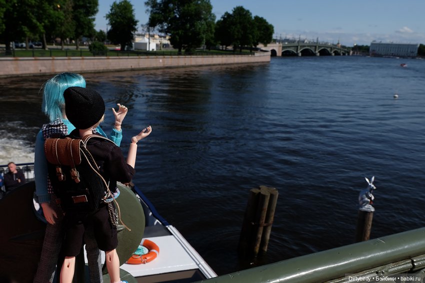 Придурства в Летнем саду или из этого угря суши не сделаешь