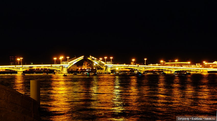 Как придурки мосты разводили