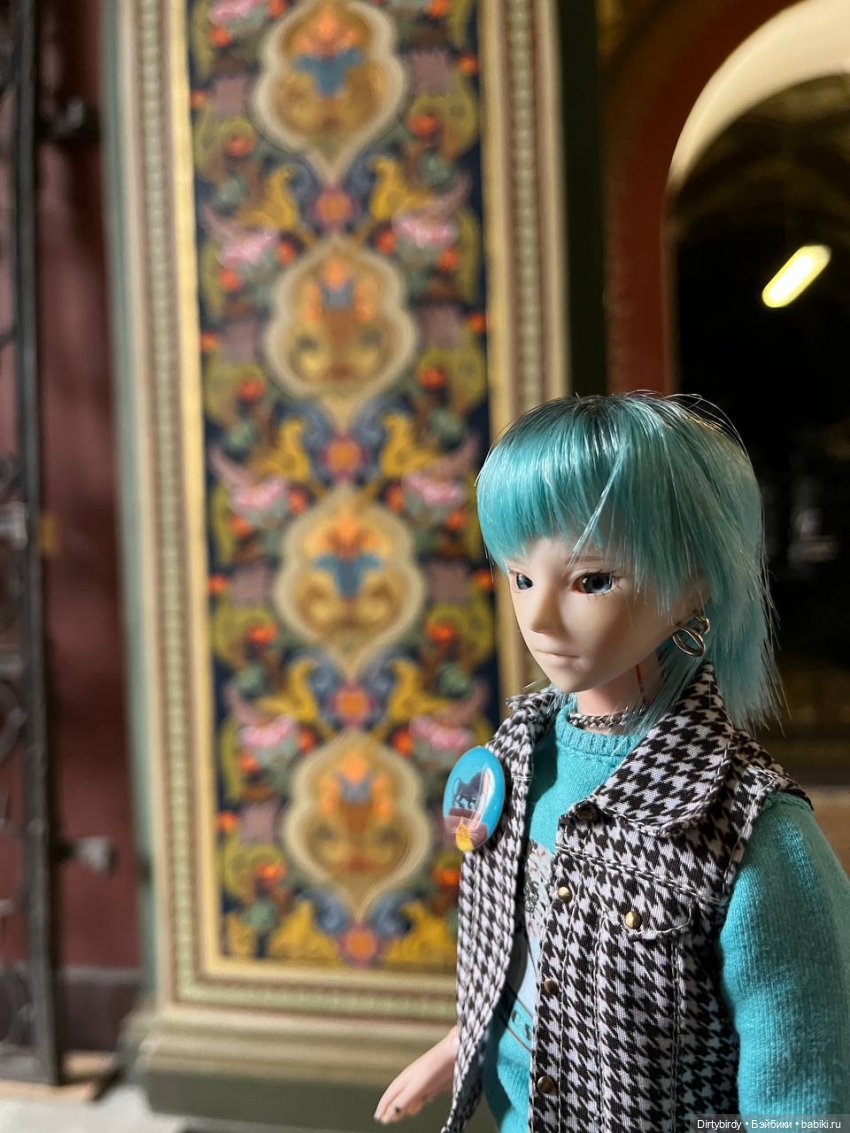 Петербург с Феликсом и Ёнджуном. Экскурсия в академию Штиглица и дружеские встречи